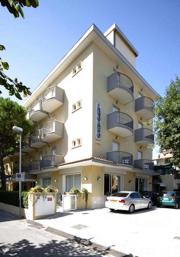 Hotel Lugano Riccione Exterior photo